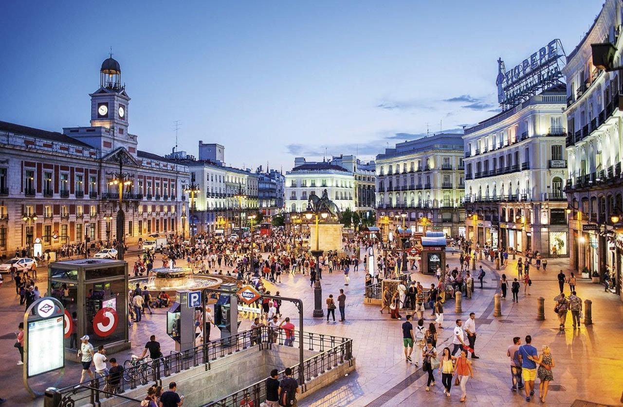 Ever House - Chueca-Gran Via Мадрид Екстериор снимка