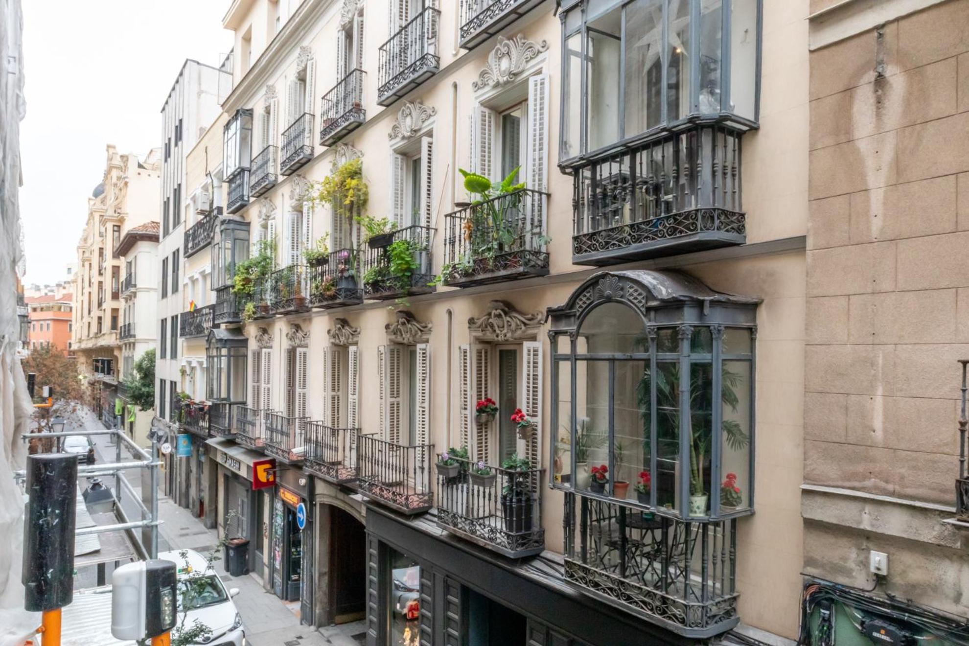 Ever House - Chueca-Gran Via Мадрид Екстериор снимка