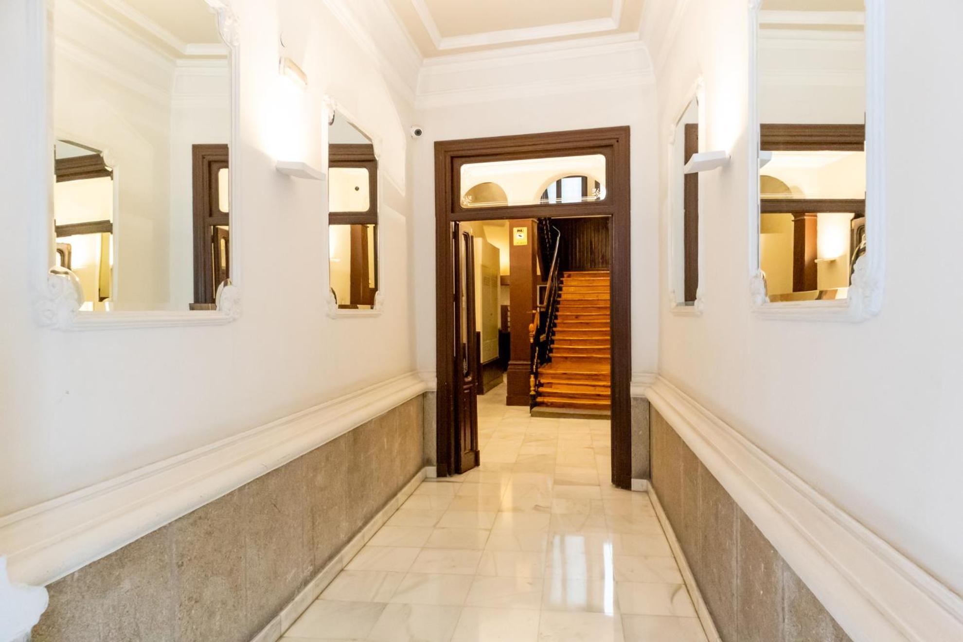 Ever House - Chueca-Gran Via Мадрид Екстериор снимка