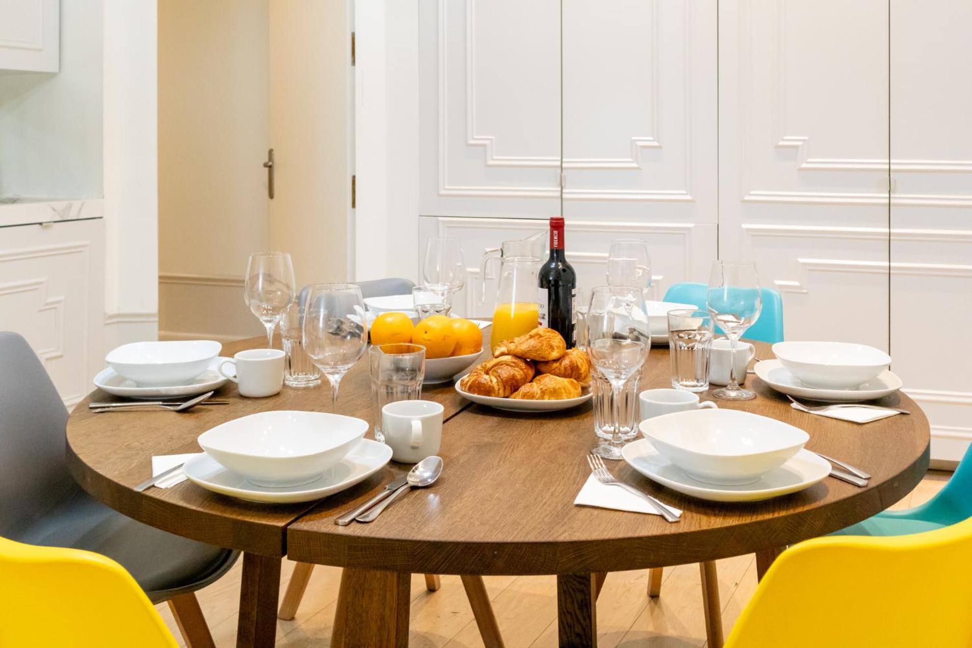 Ever House - Chueca-Gran Via Мадрид Екстериор снимка