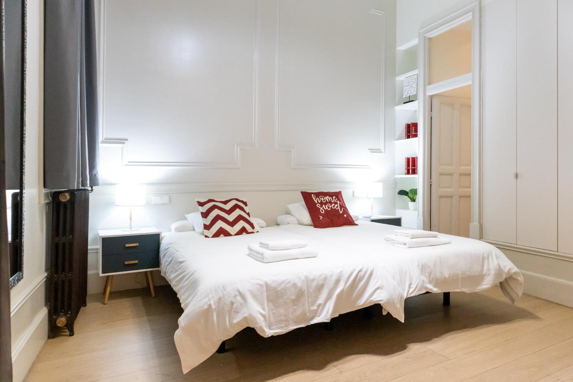 Ever House - Chueca-Gran Via Мадрид Екстериор снимка